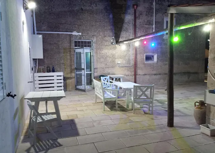 Apartamento Casolare Giardino Aiarella-assunta