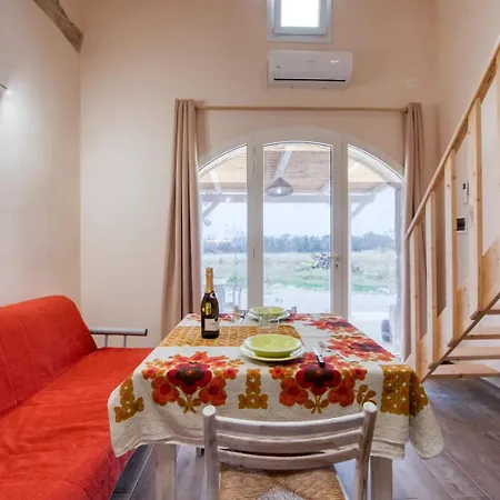 Apartment Casolare Giardino Aiarella-assunta *